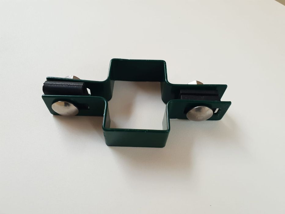 Cleme bride fixare pe stalpi, panouri de gard tip dublu fir / bordurat