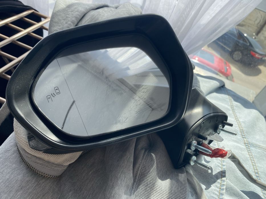 Боковое зеркало камри 75