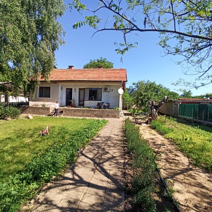 Продава се Къща в с. Габарево, Област Стара Загора - 100 кв.м за 765 €/кв.м - Снимка #1