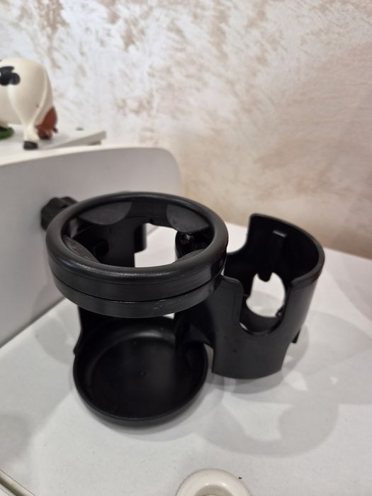 Универсална чаша за количка