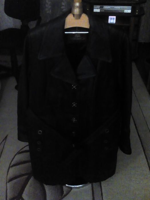 Сюртук женский кожаный