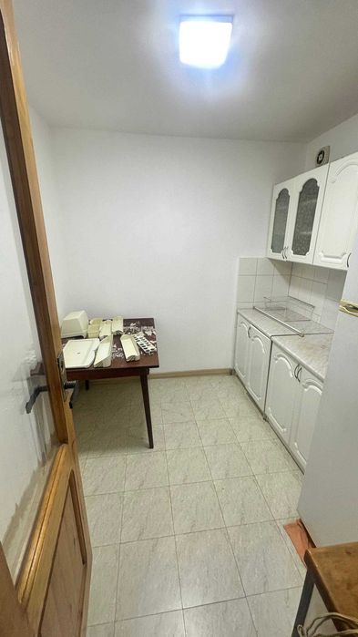 1 этаж 2 хонали квартира под офис идеал вариант сотилади Университет