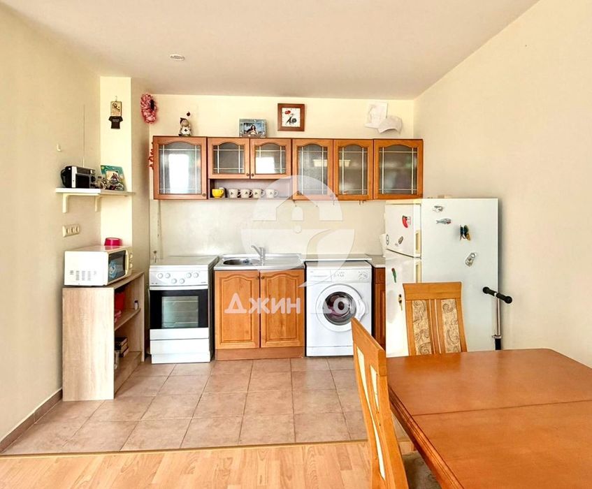 Продава се Двустаен апартамент в к.к. Слънчев бряг - 56 кв.м за 610 €/кв.м - Снимка #2