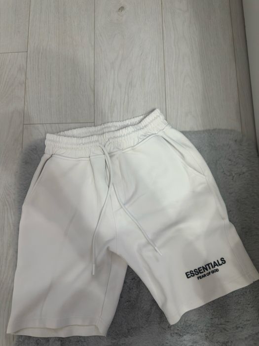 essentials shorts