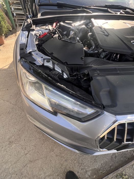 Bornă plus Audi A4 B9