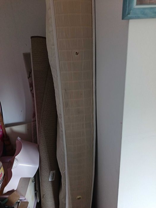 Обзавеждане за детска стая - легло, трикрилен гардероб и етажерка