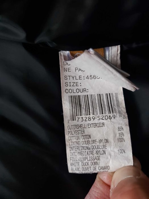 Canada goose S46 , мъжки пухен елек ,отлично състояние