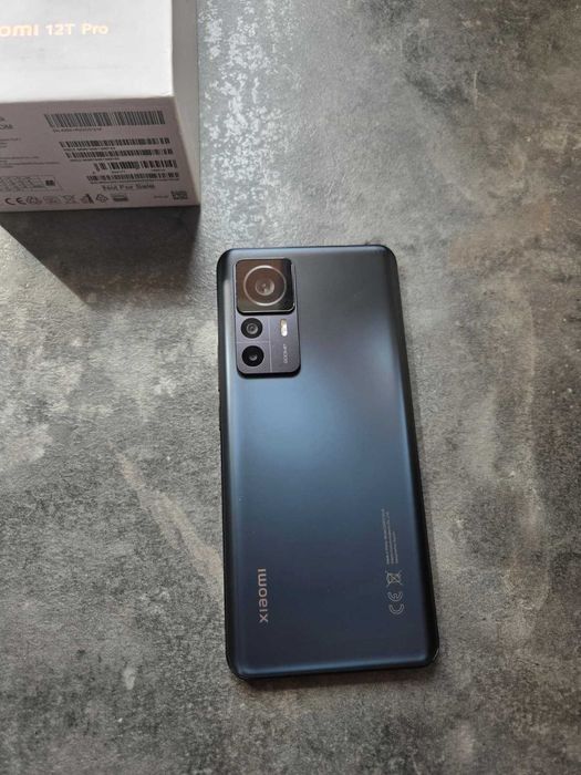 Xiaomi 12T Pro – 8GB RAM / 128GB stocare