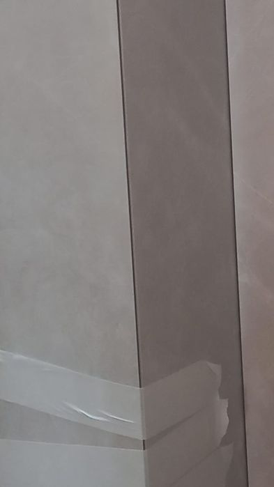 Кафельшик мастер своего дело