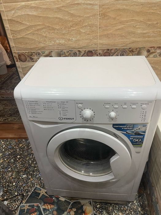Продам стиральная машина indesit