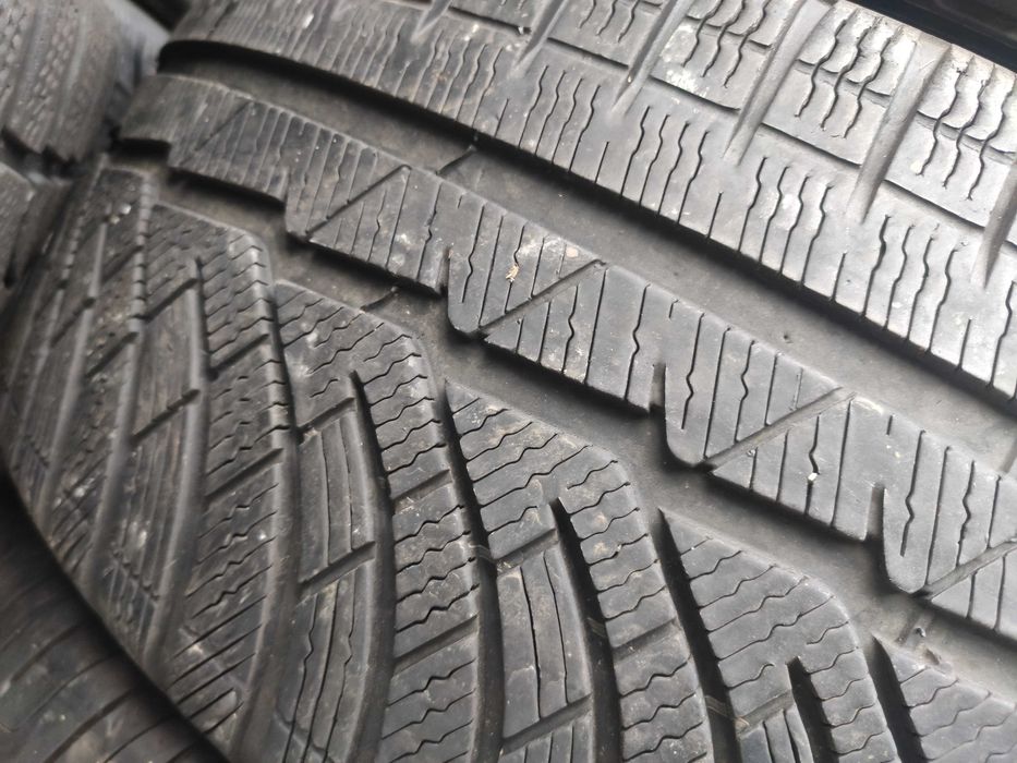 2бр Зимни гуми 225 55 18 - Michelin