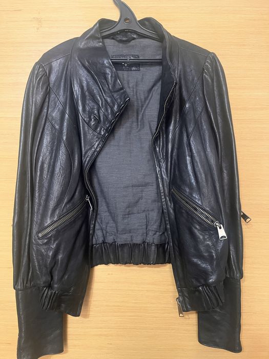 Продам кожанную куртку и курточку трансформер из бобра.