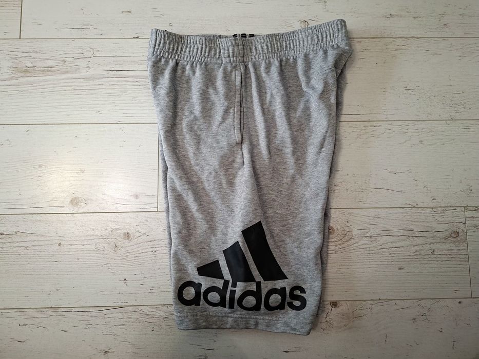 Adidas-Ориг. Къси панталони