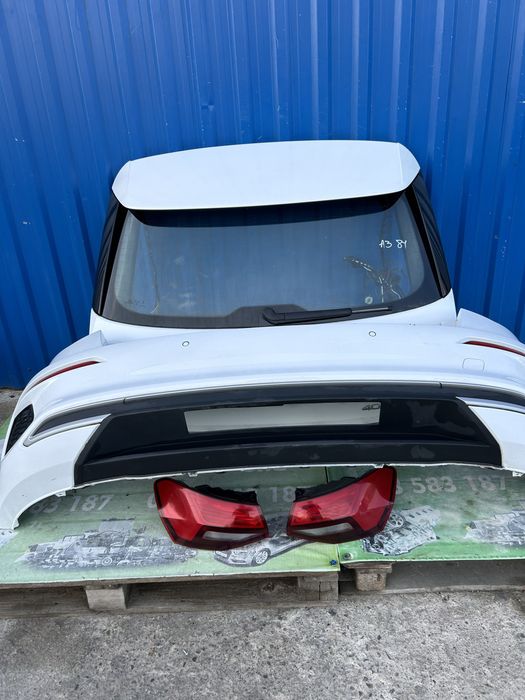 Stop dreapta aripă  Audi A3 8Y hatchback