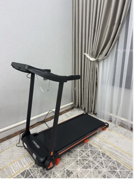 Беговая дорожка продам