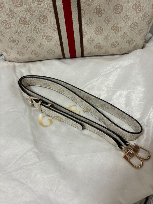 Оригинальная сумка GUESS Nelka