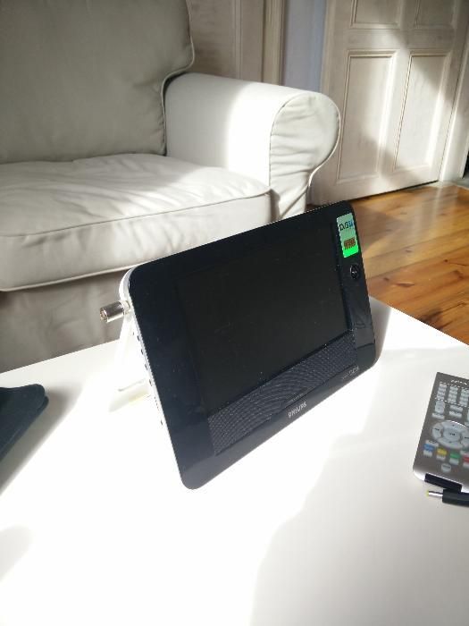 Продавам Philips Portable DVD Player