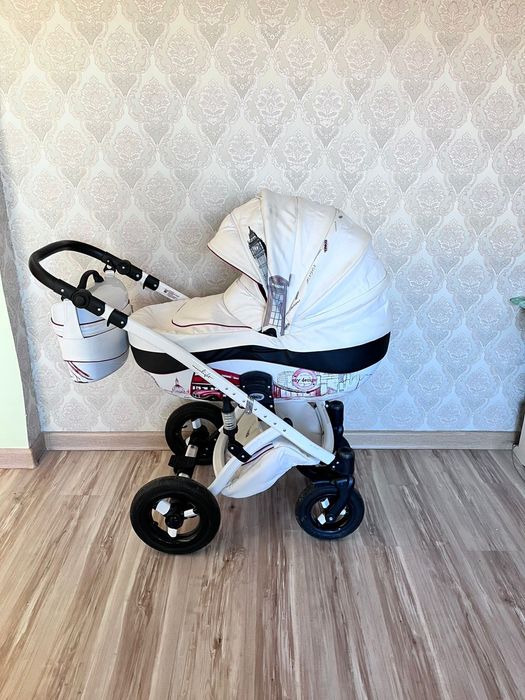Продам коляску .