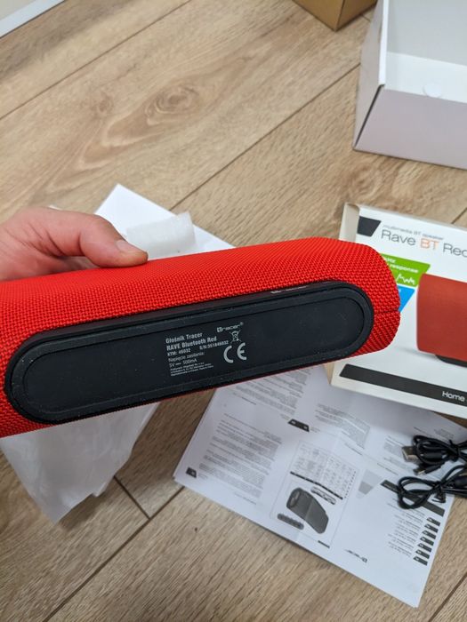 Boxa bluetooth tracer rave red , noua