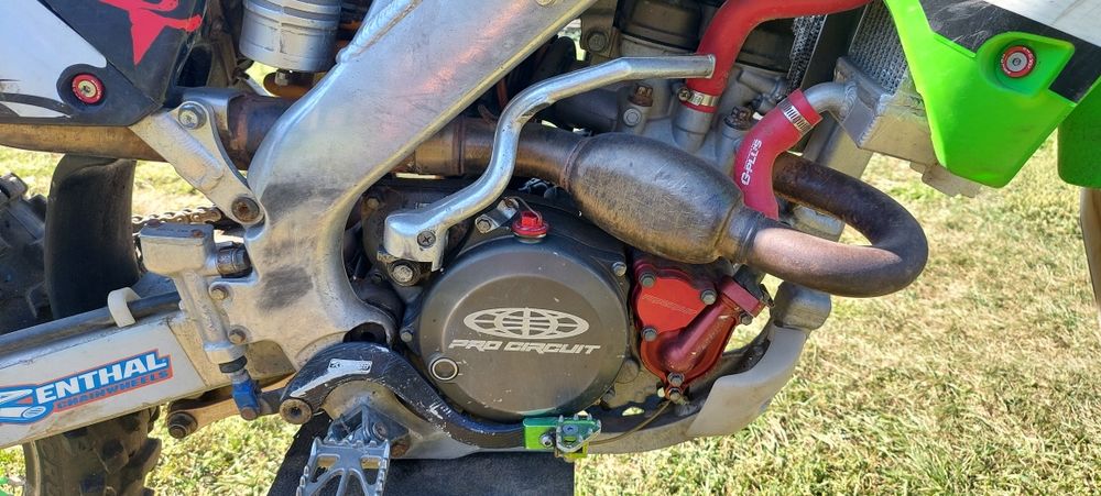 Kawasaki kx250f  kxf250 an 2008