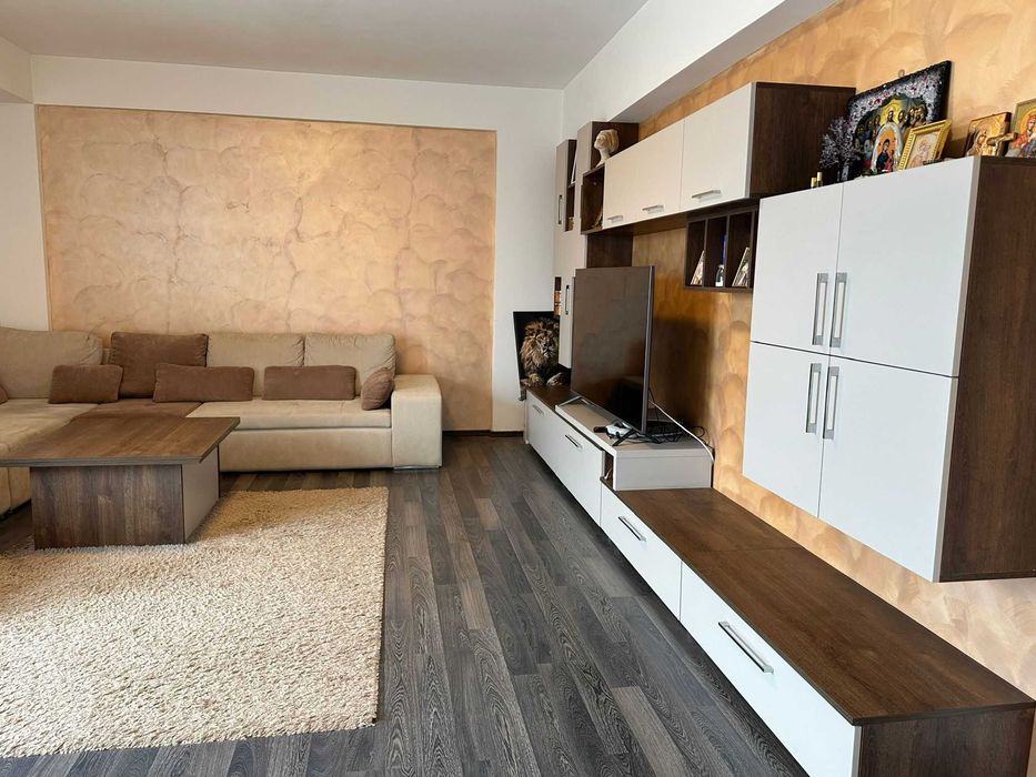 Închiriez apartament 2 camere