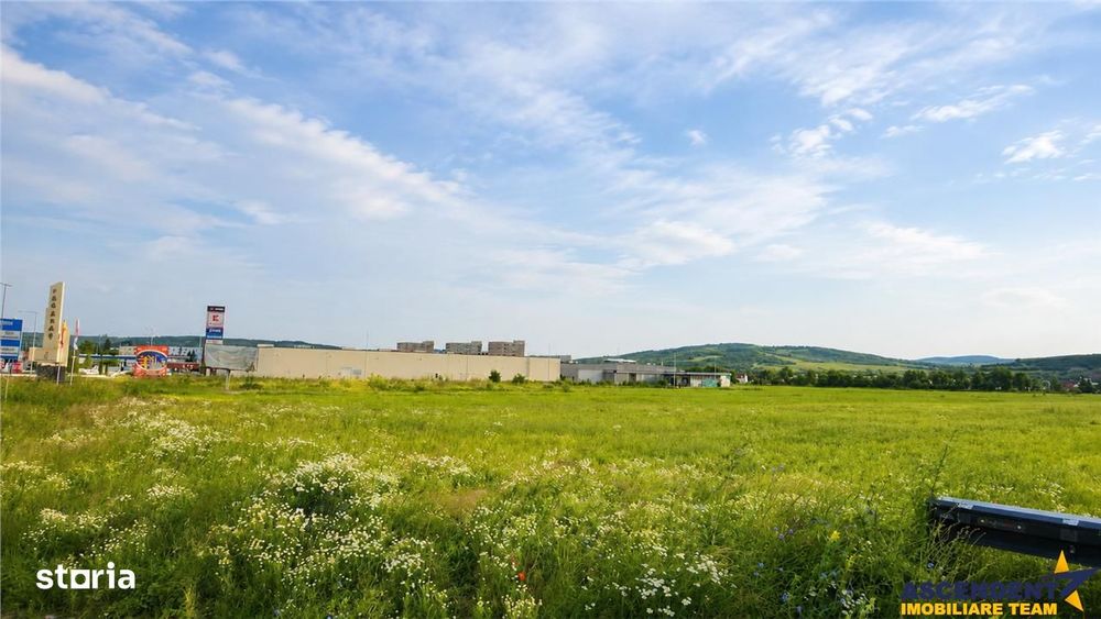 Teren intravilan 10.744 mp, Fagaras, zona comerciala ,2 fronturi, util