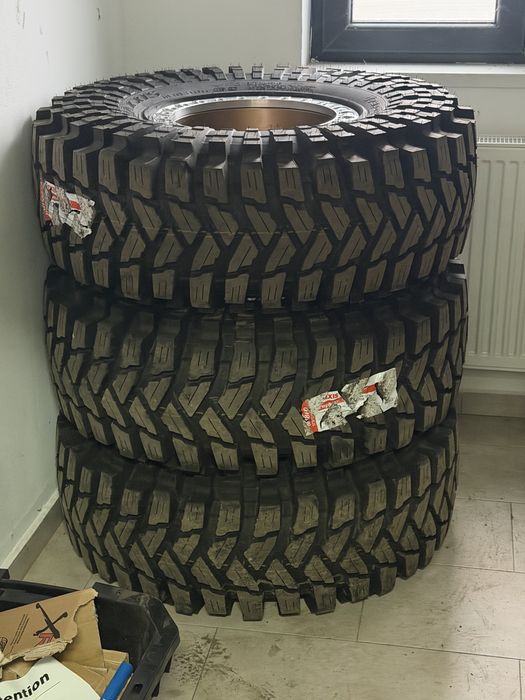 Jante nissan patrol Et -40 j 8,5 anvelope maxis trepador competition