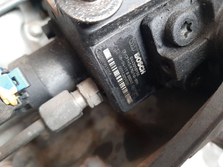 pompa inalta 1.9 d  fiat croma doblo bravo 2 stilo alfa romeo 147 159 0445010150