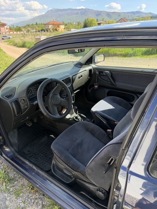 Продавам vw polo