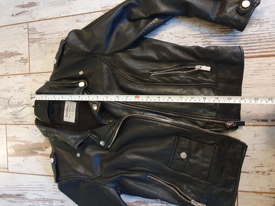 Bershka ест кожа М 60лв