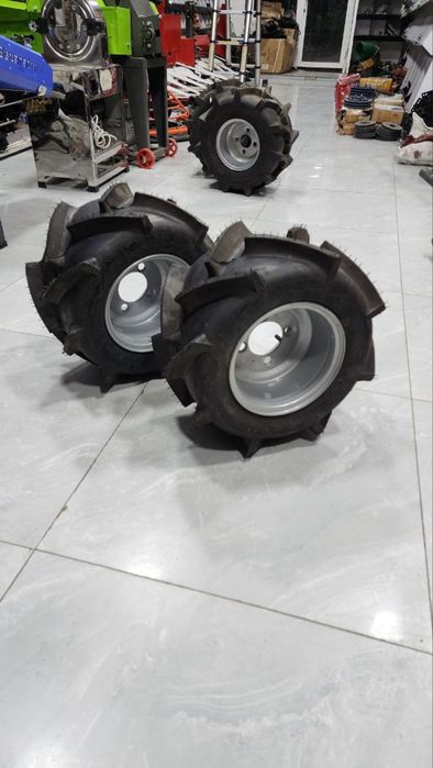 SPES Jatka uchun balon 18x9.0-8 (Shina + Kamera + Disk)