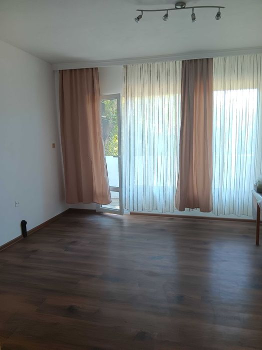 Дава се под наем Тристаен апартамент в Пловдив, Централна гара - 64 кв.м за 255 € - Снимка #7