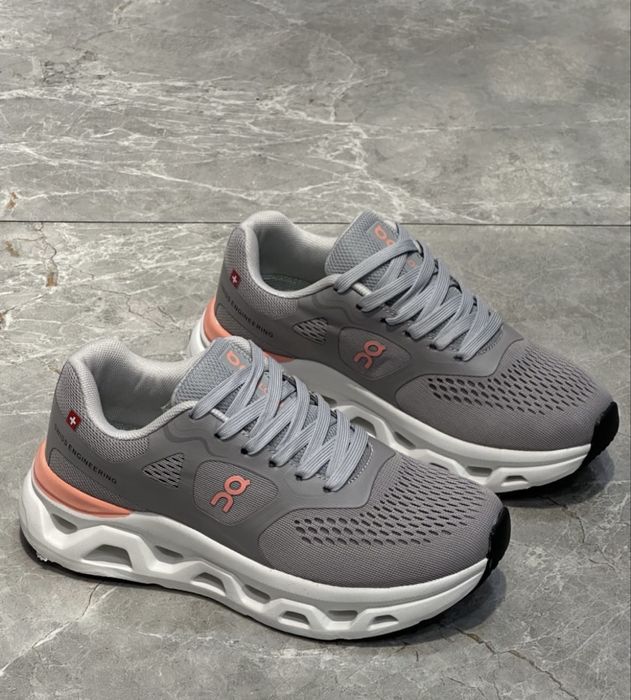 Кроссы в наличии новые