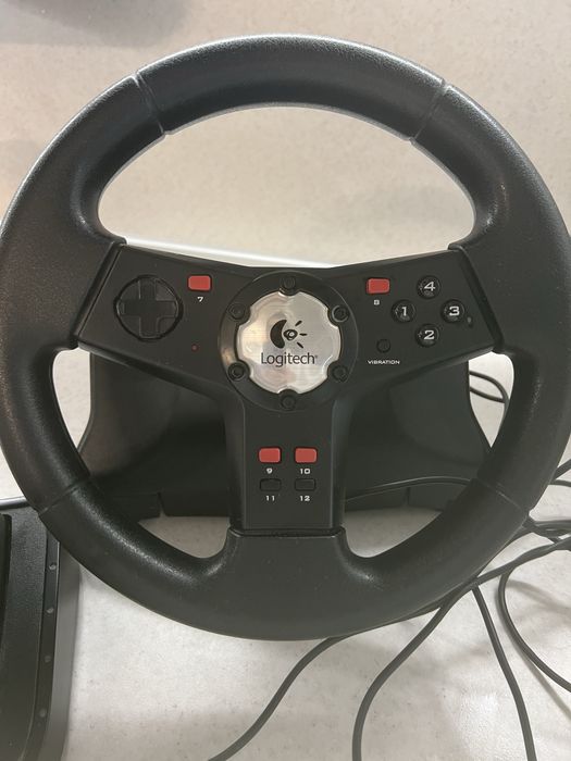 Волан Logitech Formula