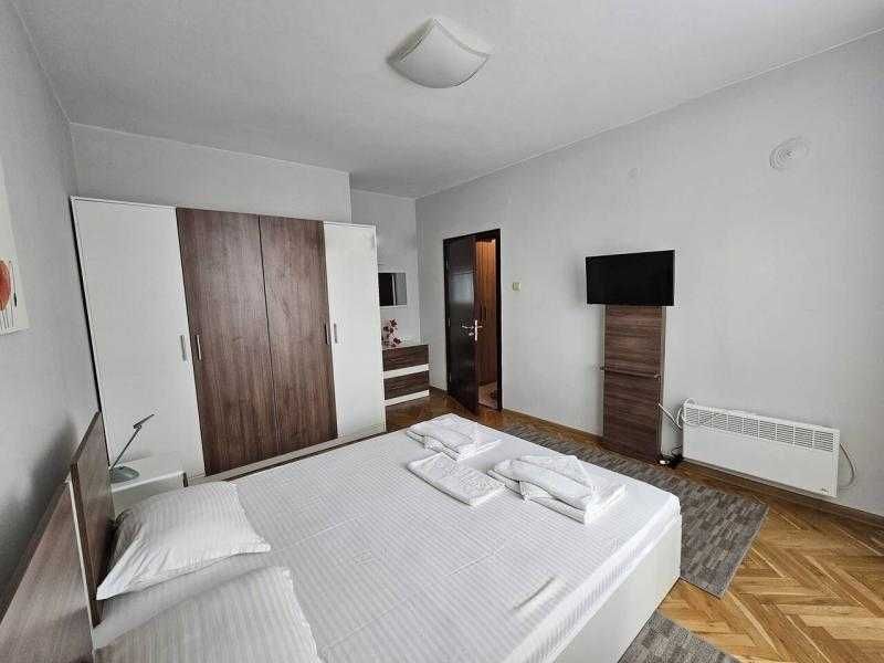 Дава се под наем Тристаен апартамент в Бургас, Лазур - 78 кв.м за 561 € - Снимка #5