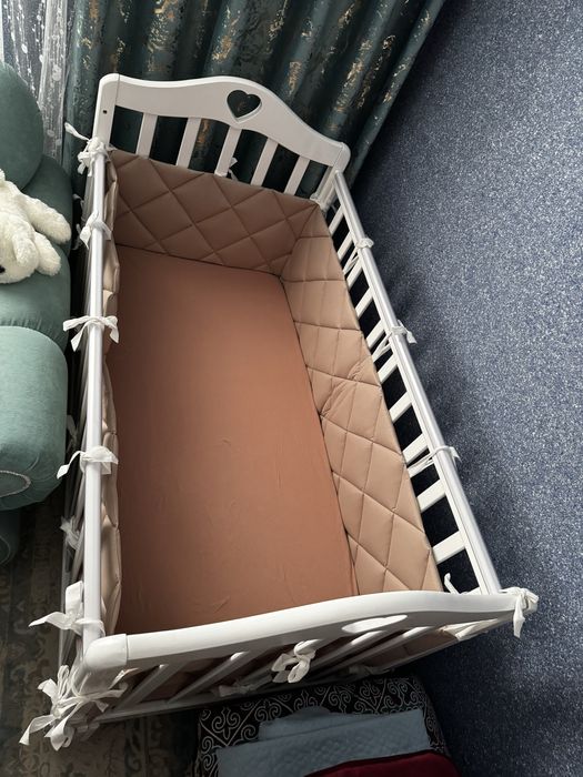 Манеж-кроватка