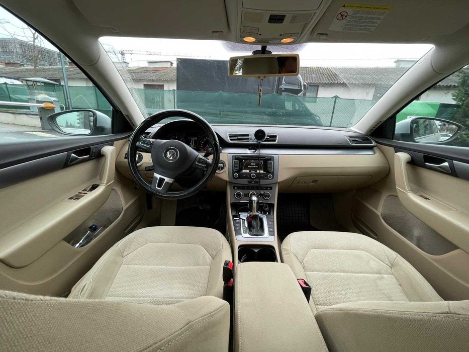 VAND Wolkswagen Passat 2013 Confort Line DSG