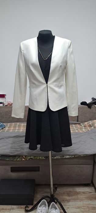 Пиджаки по 4000 тенге