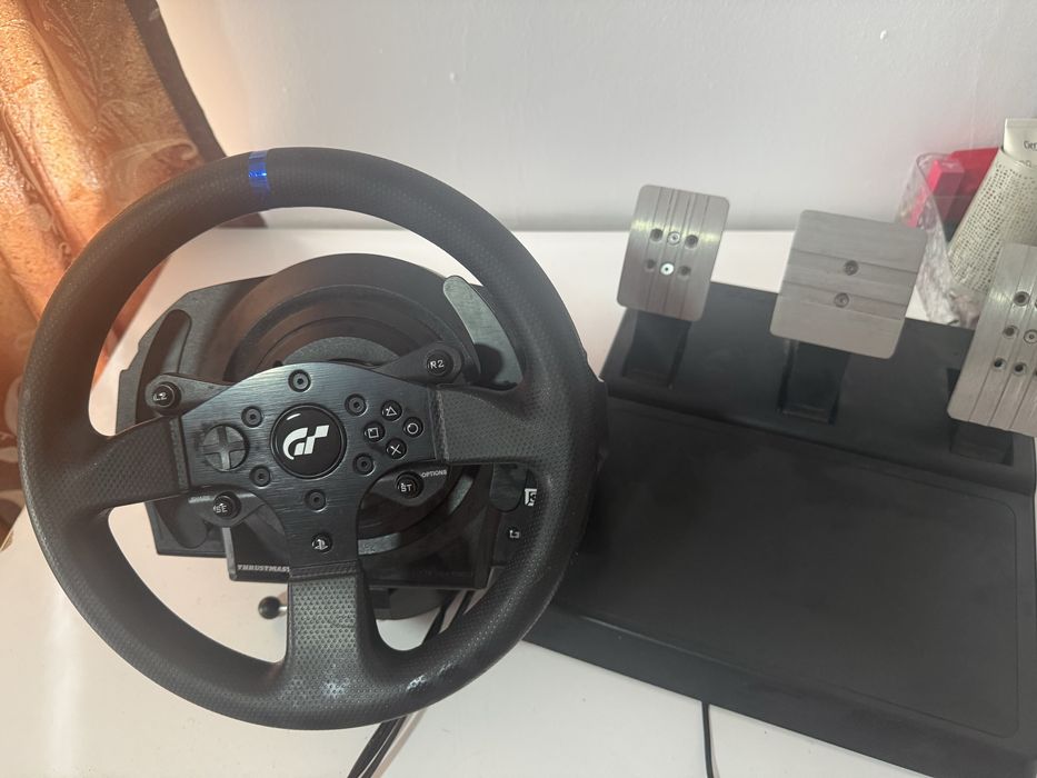 Volan thrustmaster t300 rs gt