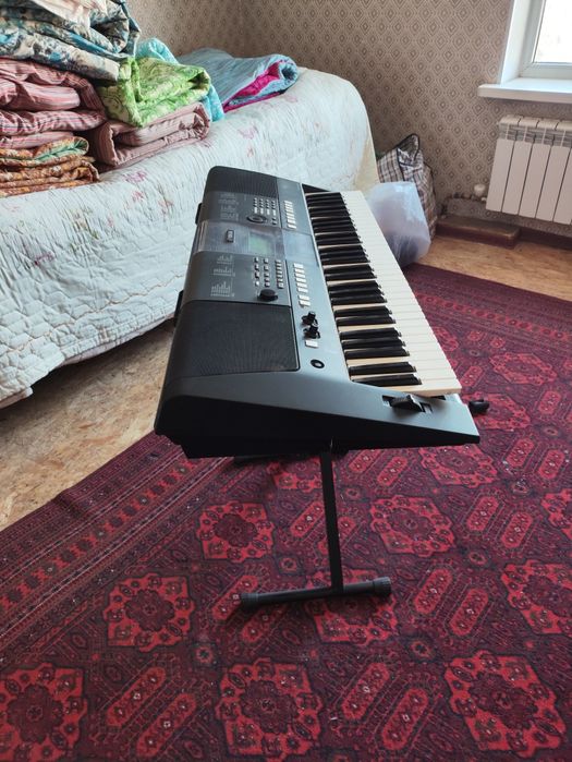 Синтезатор Yumaxa E423