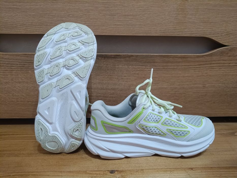 Маратонки HOKA CLIFTON ONE9 36,5-37