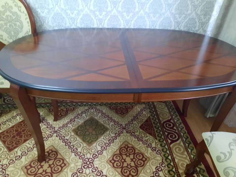 Стул и стулья для гостей