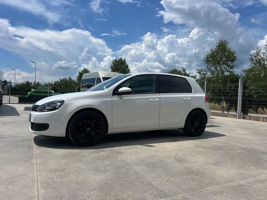 Автомобил голф 6