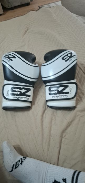 Boxing Gloves SZ Fighters Evolution Line 10 OZ