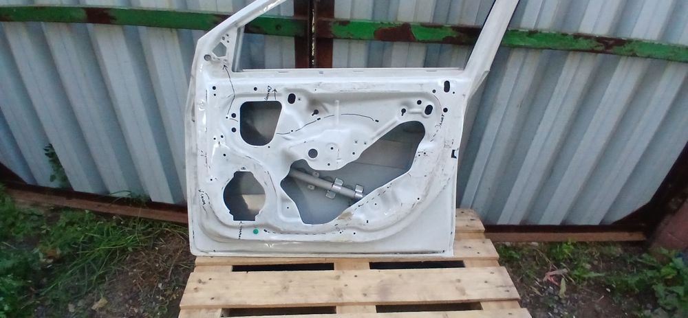 Дверь на круз Chevrolet cruze