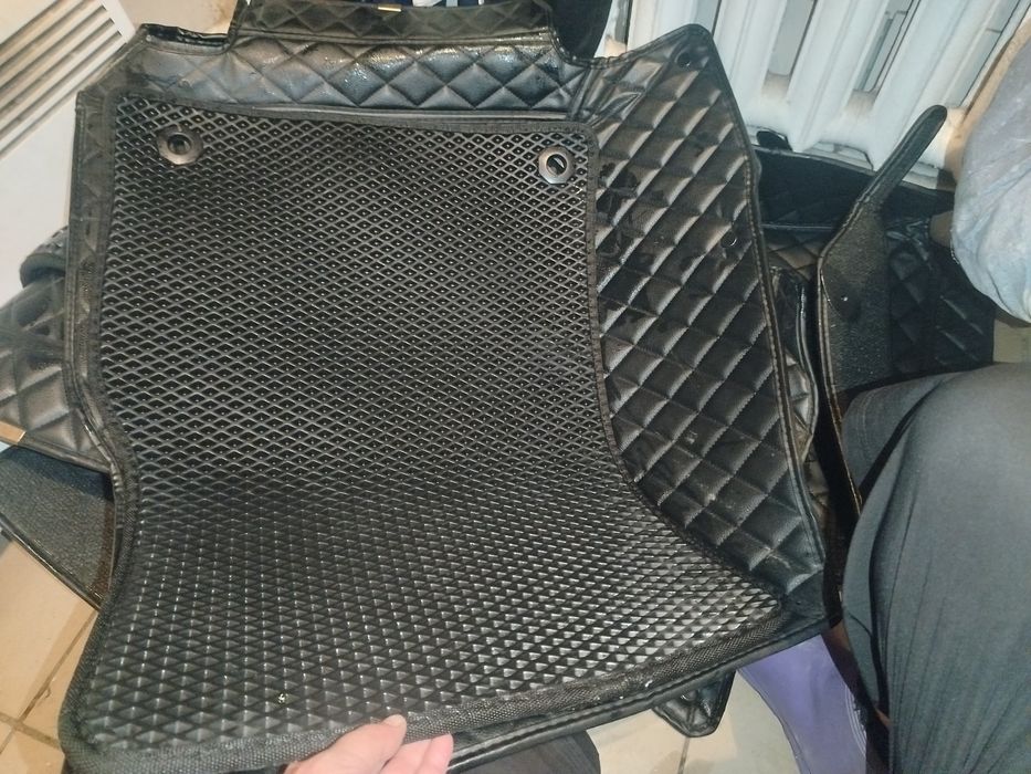 Продам полики кожанные, с эво