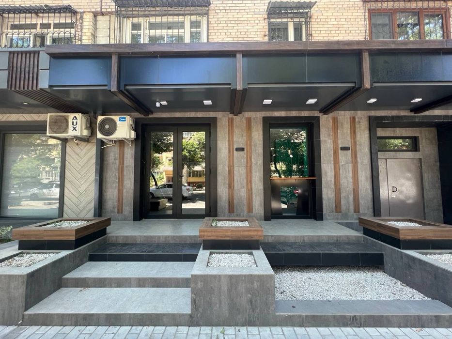 Продается нежилое помещение вдоль дороги 100м2 - Ц-1 | Dolce Italia