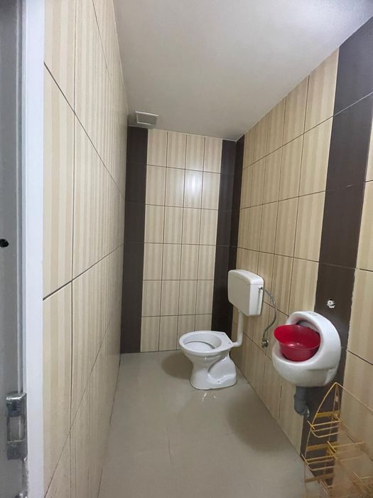 Închiriez spațiu comercial în Rovinari