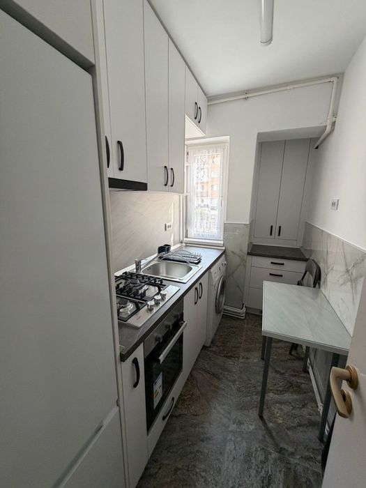 Prima închiriere apartament 2 camere zona Ciresica
