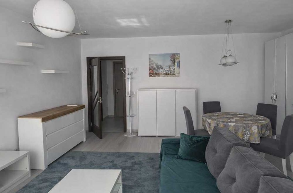 Дава се под наем Двустаен апартамент в София, Кръстова вада - 72 кв.м за 846.6 € - Снимка #2